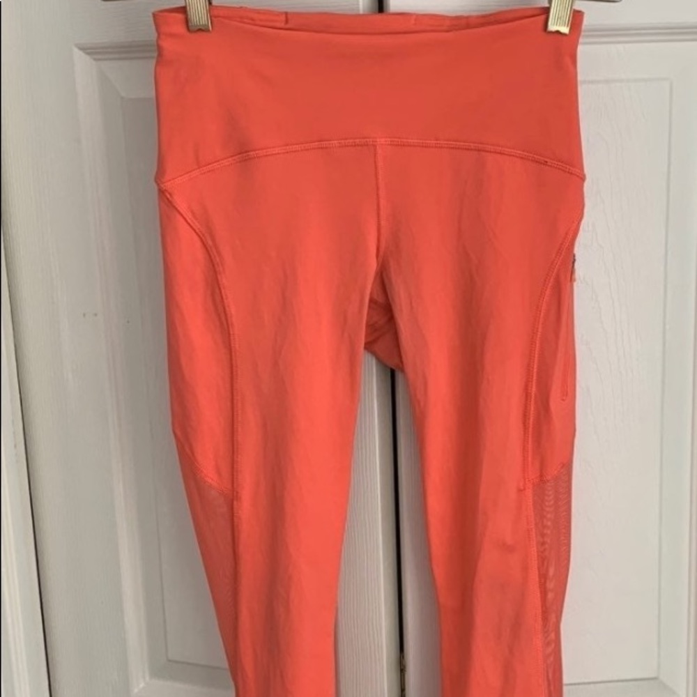 Cropped Lululemon Leggings in Coral